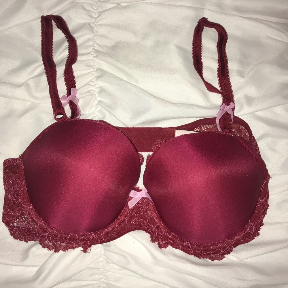 Victoria’s Secret Dream Angels Demi bra. Size 36 B